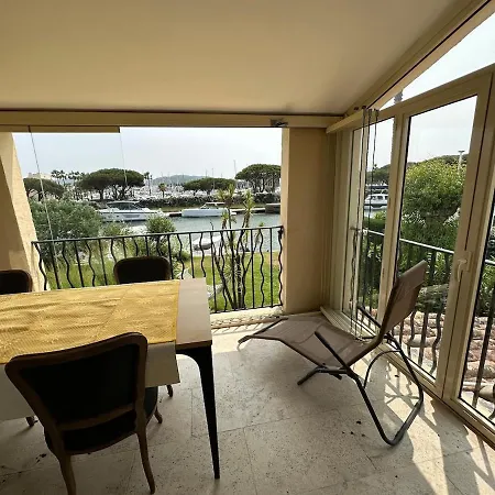 Maison Des Sables - A Cote De La Dans Le Golfe De Saint-tropez アパート グリモー