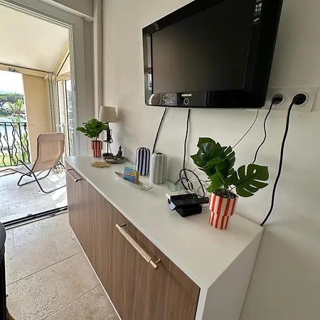 Maison Des Sables - A Cote De La Dans Le Golfe De Saint-tropez * グリモー