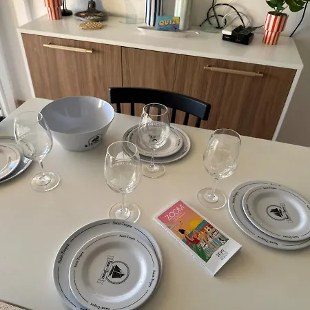 アパート Maison Des Sables - A Cote De La Dans Le Golfe De Saint-tropez グリモー